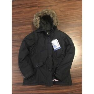 New with tags Misty Mountain parka - size medium